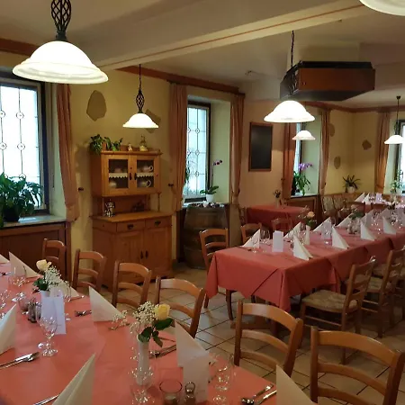 Landgasthaus Klosterhof 호텔 2*